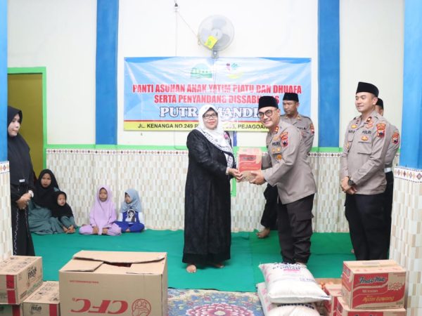 Meriah dan Penuh Kehangatan, Kapolres Kebumen Buka Puasa Bersama Anak Panti Asuhan Putra Mandiri