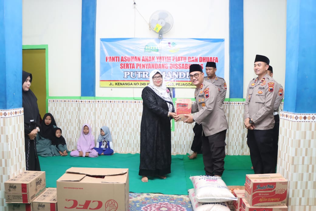 Meriah dan Penuh Kehangatan, Kapolres Kebumen Buka Puasa Bersama Anak Panti Asuhan Putra Mandiri