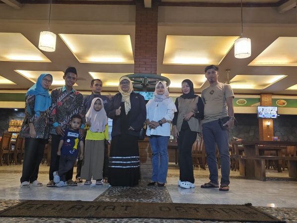 Kehangatan Buka Puasa Bersama Alumni MA-PK Ma'arif 01 Kebumen